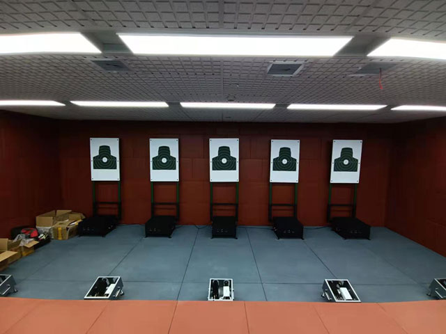 營(yíng)業(yè)性靶場(chǎng)射擊場(chǎng)驗(yàn)收/軍警專業(yè)射擊場(chǎng)打靶場(chǎng)驗(yàn)收/公安局槍彈庫(kù)驗(yàn)收 我國(guó)營(yíng)業(yè)性射擊場(chǎng)/實(shí)彈射擊館/射擊俱樂(lè)部這個(gè)行業(yè)都是先建驗(yàn)收合格后批證,公安部文件明確指出要求有資質(zhì)的第三方機(jī)構(gòu)來(lái)驗(yàn)收,公安部正在起草準(zhǔn)備發(fā)布的營(yíng)業(yè)性射擊場(chǎng)安全防范要求行業(yè)標(biāo)準(zhǔn)要求:安全防范系統(tǒng)竣工后,應(yīng)按GB50348的相關(guān)規(guī)定進(jìn)行系統(tǒng)檢驗(yàn)和驗(yàn)收,并定期復(fù)檢,復(fù)檢周期應(yīng)不超過(guò)3年,系統(tǒng)檢驗(yàn)應(yīng)由具備相應(yīng)檢測(cè)能力的第三方檢測(cè)機(jī)構(gòu)實(shí)施。第三方檢測(cè)機(jī)構(gòu)按照《射擊場(chǎng)所安全檢測(cè)表》各項(xiàng)標(biāo)準(zhǔn)來(lái)驗(yàn)收,如果驗(yàn)收不合會(huì)要求整改,驗(yàn)收合格后會(huì)出具一個(gè)檢測(cè)報(bào)告。 中國(guó)兵工學(xué)會(huì)軍工安防與應(yīng)急產(chǎn)業(yè)中心下屬的北京中安華衛(wèi)技術(shù)中心是目前行業(yè)內(nèi)具有射擊場(chǎng)靶場(chǎng)驗(yàn)收的第三方檢測(cè)能力及資質(zhì)的機(jī)構(gòu)。北京中安華衛(wèi)技術(shù)中心具有《軍工安防與應(yīng)急企業(yè)設(shè)計(jì)制造施工維護(hù)能力》一級(jí)等級(jí)資質(zhì),并且是《中國(guó)兵工學(xué)會(huì)發(fā)布:T/COS0012018槍械射擊館及半封閉射擊場(chǎng)水平評(píng)估標(biāo)準(zhǔn)》的起草發(fā)布單位,也是《公安部即將發(fā)布的營(yíng)業(yè)性射擊場(chǎng)安全防范要求行業(yè)標(biāo)準(zhǔn)》的送審稿評(píng)審單位。北京中安華衛(wèi)技術(shù)中心負(fù)責(zé)驗(yàn)收的技術(shù)人員均具有軍工安防與應(yīng)急從業(yè)人員高級(jí)工程師職稱證書,其中包括部隊(duì)退役的狙擊手、公安部退休的槍彈鑒定專家、部隊(duì)退休的軍品質(zhì)量檢測(cè)驗(yàn)收專職人員,都從事過(guò)射擊場(chǎng)打靶場(chǎng)的設(shè)計(jì)建設(shè)、報(bào)靶設(shè)備的研發(fā)生產(chǎn)、靶場(chǎng)安全防護(hù)裝修、槍彈彈道軌跡鑒定、槍彈痕跡檢驗(yàn)鑒定;并且擁有中國(guó)兵工學(xué)會(huì)輕武器專業(yè)委員會(huì)委員、公安部槍彈檢驗(yàn)鑒定專家、軍隊(duì)輕武器研發(fā)生產(chǎn)技術(shù)專家若干名。 北京中安華衛(wèi)技術(shù)中心受各地公安局、部隊(duì)、營(yíng)業(yè)性射擊場(chǎng)委托,已經(jīng)為許多單位新建射擊場(chǎng)打靶場(chǎng)進(jìn)行過(guò)驗(yàn)收評(píng)審;首先派遣專業(yè)工程師先赴委托單位進(jìn)行實(shí)地現(xiàn)場(chǎng)勘查,進(jìn)行各種數(shù)據(jù)測(cè)量、防彈材料檢驗(yàn)、團(tuán)體行業(yè)標(biāo)準(zhǔn)核對(duì)、實(shí)彈安全測(cè)試等;再組織行業(yè)專家進(jìn)行勘驗(yàn)結(jié)果評(píng)審,由評(píng)審專家組出具驗(yàn)收評(píng)審報(bào)告,并依據(jù)靶場(chǎng)射擊場(chǎng)評(píng)估結(jié)果頒發(fā)對(duì)應(yīng)的等級(jí)證書。為建設(shè)單位提供了安全可靠的第三方檢驗(yàn)結(jié)論,出具了權(quán)威的檢測(cè)報(bào)告,有效保證了靶場(chǎng)射擊場(chǎng)的安全性,嚴(yán)格的保障了槍彈的安全管理,科學(xué)的服務(wù)于軍警民的各類輕武器射擊訓(xùn)練場(chǎng)所。 針對(duì)全國(guó)各地營(yíng)業(yè)性靶場(chǎng)射擊場(chǎng)驗(yàn)收、軍警專業(yè)射擊場(chǎng)打靶場(chǎng)驗(yàn)收、公安局槍彈庫(kù)驗(yàn)收服務(wù),上門勘驗(yàn)、業(yè)內(nèi)專家評(píng)審、出具驗(yàn)收?qǐng)?bào)告、頒發(fā)靶場(chǎng)射擊場(chǎng)評(píng)估級(jí)別證書,歡迎來(lái)電垂詢。 聯(lián)系方式: 010-56526012 、56526048 、56526050 中國(guó)中國(guó)兵工學(xué)會(huì)軍工安防與應(yīng)急產(chǎn)業(yè)中心:北京市海淀區(qū)車道溝10號(hào)院 北京中安華衛(wèi)技術(shù)中心地址:北京市亦莊開發(fā)區(qū)經(jīng)海六路一號(hào)院尖子班C9獨(dú)棟